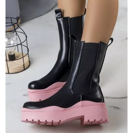 BM Černé kozačky na růžové podrážce Jadiel černá 2