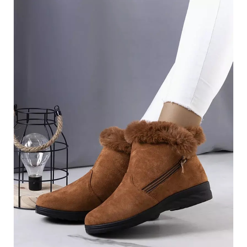 BM Hnědé zateplené sněhule s kožíškem Crina hnědý 2