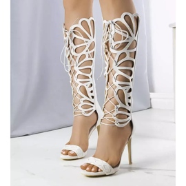 PA1 Šedé sandály s ozdobným svrškem od Julio šedá 1