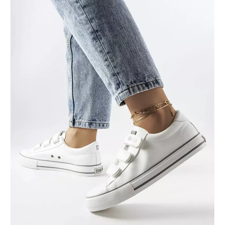 Bílé tenisky se suchým zipem Big Star LL274A205 bílý 2