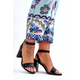 Klasické dámské sandály na podpatku černé černá 3