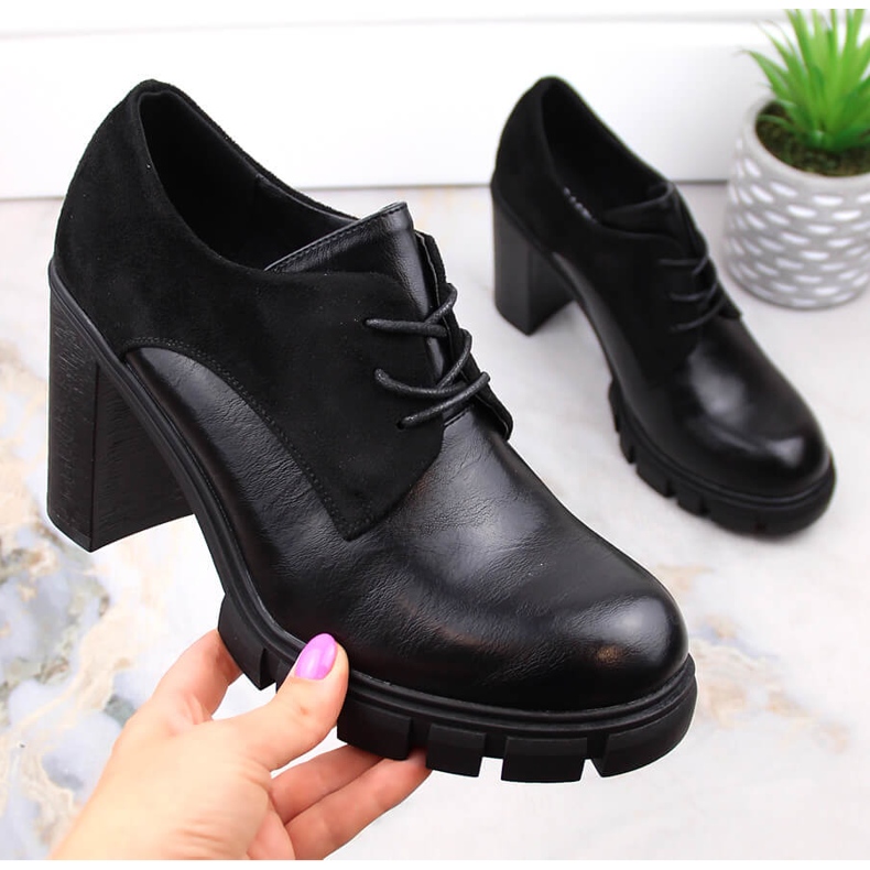 M. DASZYŃSKI Dámské boty na sloupku a platformě černé M.Daszyński SA218-2 černá 1