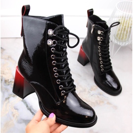 Dámské černé lakované kozačky na vysokém podpatku D&amp;A S.Barski Premium Collection MR870-06 černá 1