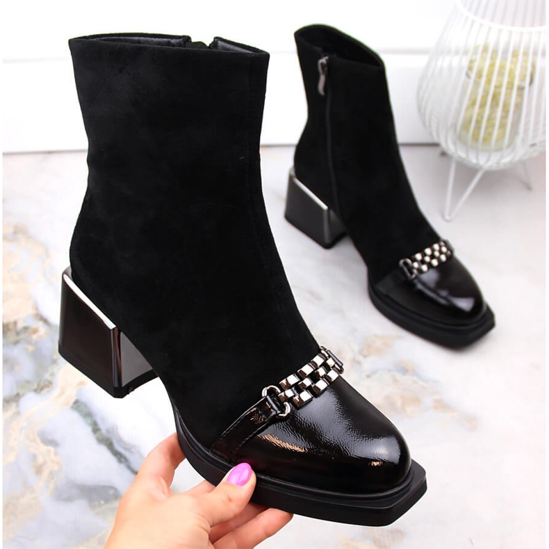 Černé dámské kozačky s ozdobnými podpatky D&A S.Barski Premium Collection MR870-70 černá 1 Černé dámské kozačky s ozdobnými podpatky D&A S.Barski Premium Collection MR870-70 černá 1