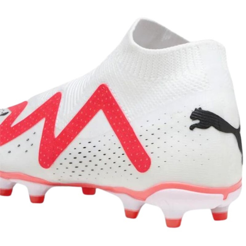 Puma Future Match+ Ll FG/AG 107366 01 bílé kopačky s ponožkou bílý bílý 2