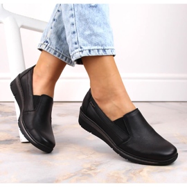 Kožené dámské boty, nazouvací černé Helios 350 černá 2