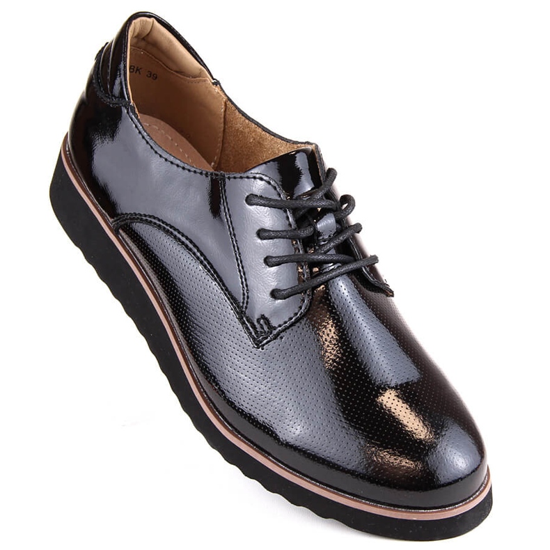 Černé lakované dámské boty Filippo DP4796 černá 1