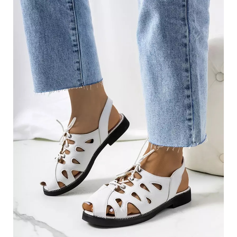 Vlis bílé vázané sandály bílý 1