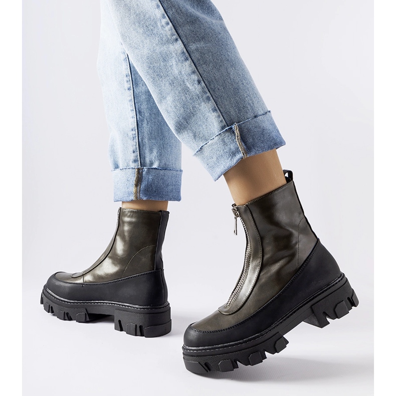 Tmavě zelené masivní kotníkové boty se zipem Morley zelená 1 Tmavě zelené masivní kotníkové boty se zipem Morley zelená 1