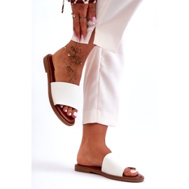 Klasické dámské sandály White Aphrodite bílý 4