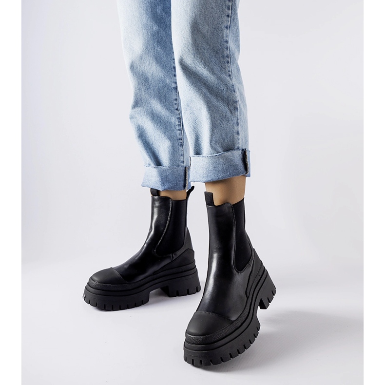 Černé masivní nazouvací kotníkové boty Wexford černá 1