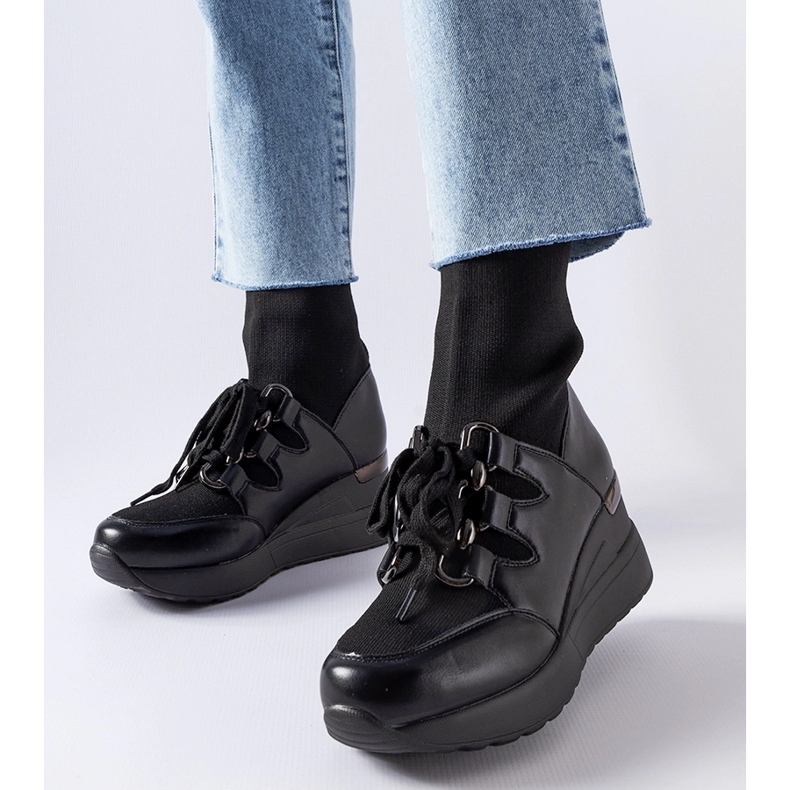 Černé ponožkové boty Rochon na klínku černá 1