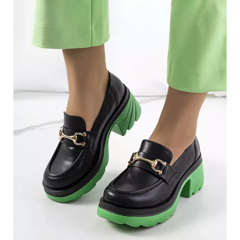 Černé brogues na zelené podrážce Korgal černý 1