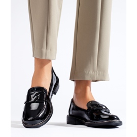 Černé lakované dámské boty Shelovet černý 2