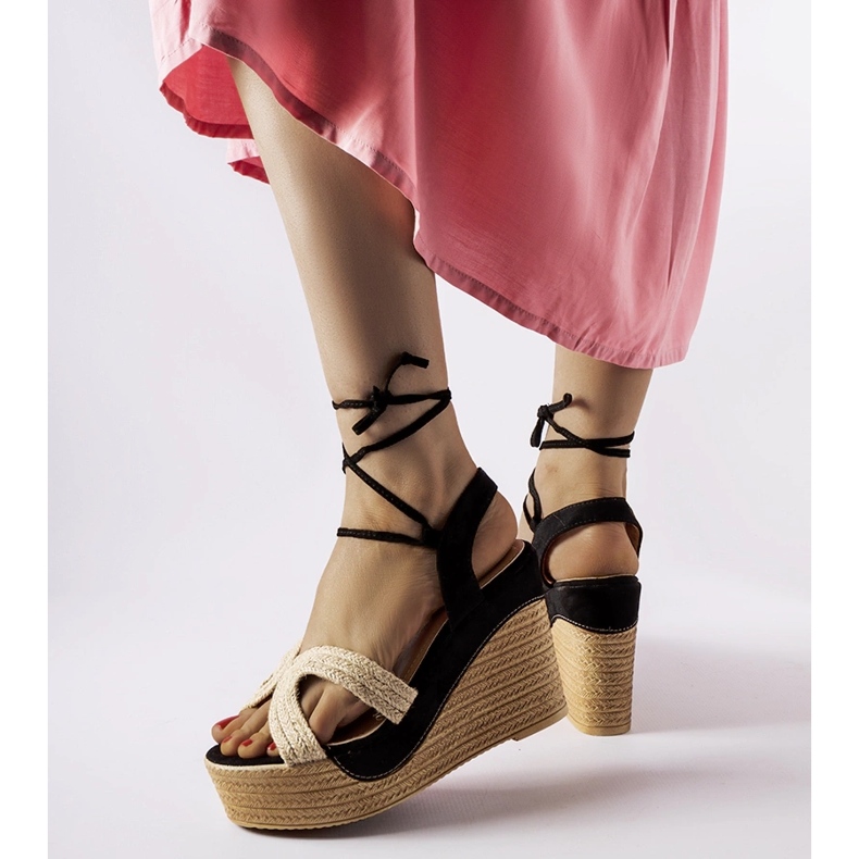 Černé espadrilky s klínky Berta béžový 1