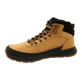 Pánské zimní turistické boty Lee Cooper LCJ-23-31-3047M Camel žluť 1
