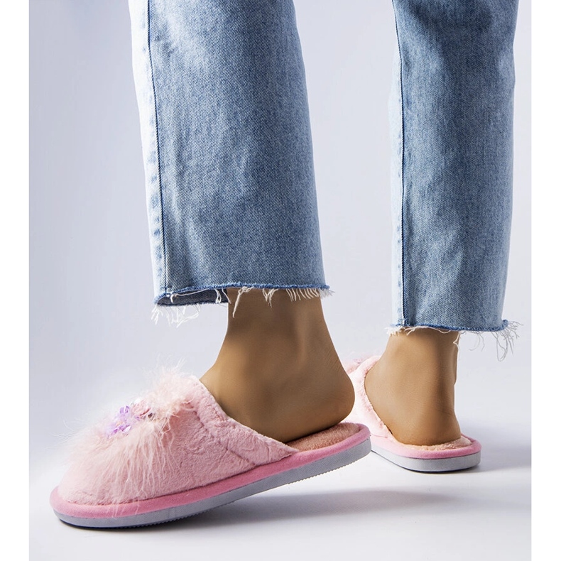Růžové hřejivé pantofle s květy Moly růžový 2