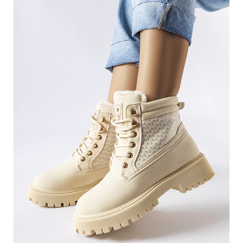 Dámské béžové zateplené kozačky značky Foca béžový 1