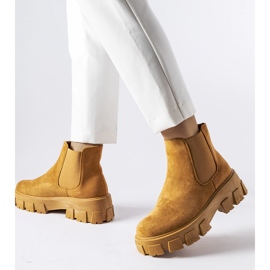 Světle hnědé dámské kotníkové boty značky Mooca hnědý 1 Světle hnědé dámské kotníkové boty značky Mooca hnědý 1