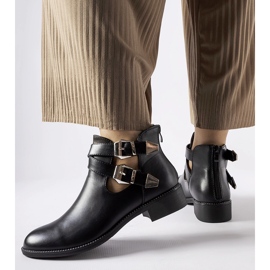 Ideal Shoes Černé otevřené kotníkové boty Y8157 Black černý 1