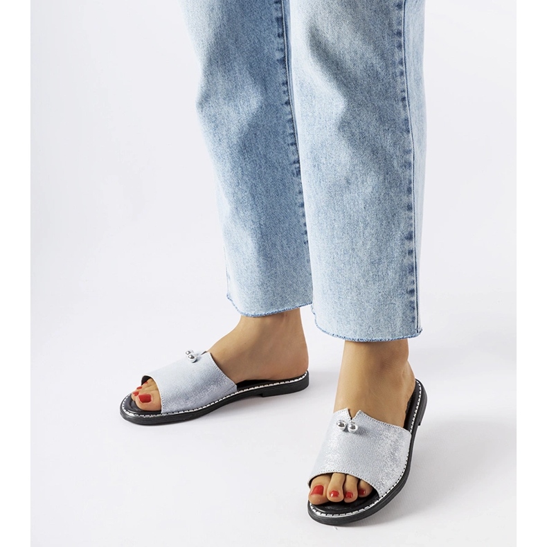 Modré metalické žabky s perlami Frederi stříbrný 1