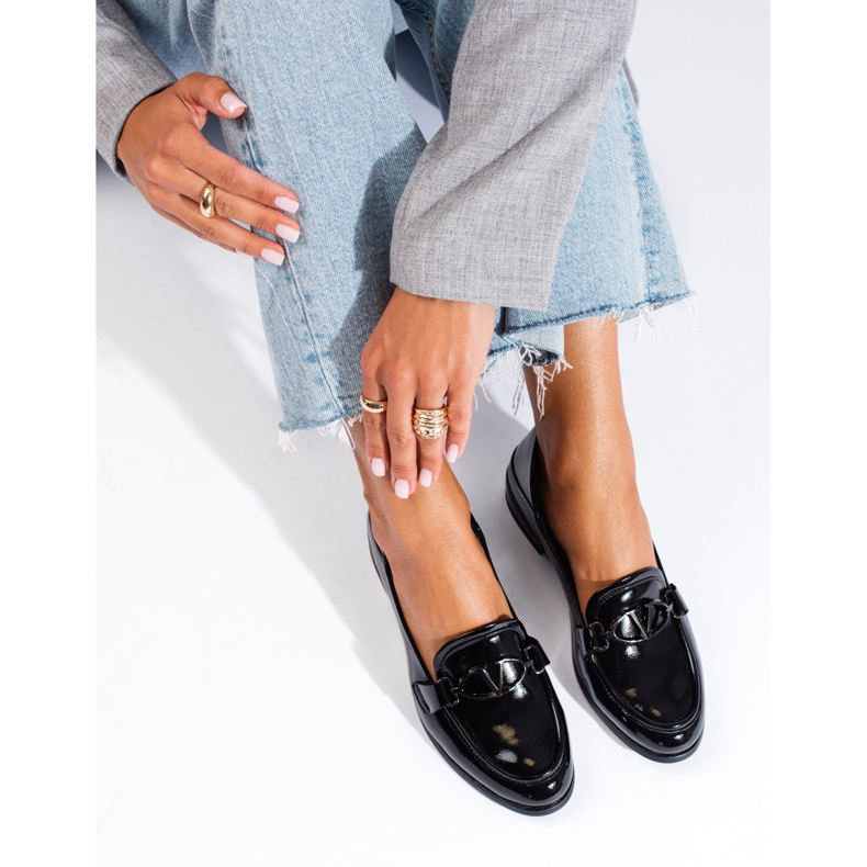 Černé lakované dámské Shelovet lords černá 1