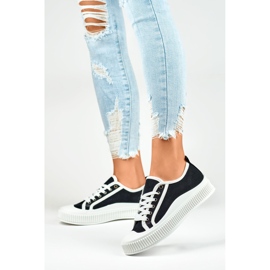 Černé dámské tenisky s bílou podrážkou černá 2