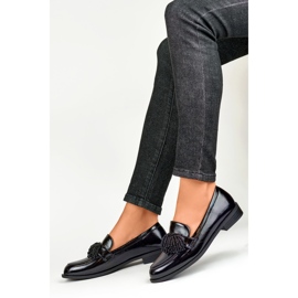 Elegantní lakované černé dámské boty se zdobením černá 5