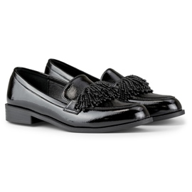 Elegantní lakované černé dámské boty se zdobením černý 1