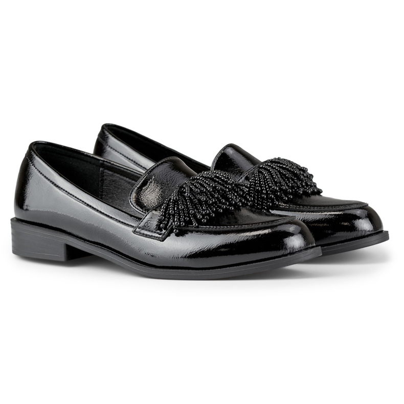 Elegantní lakované černé dámské boty se zdobením černý 1