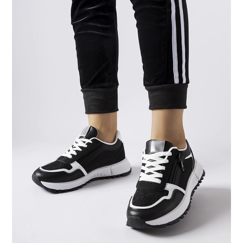 Černé ozdobné tenisky Camuzzoni černý 1