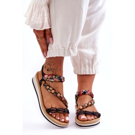 Pohodlné ženské klínové sandály s černými korálky černá 3