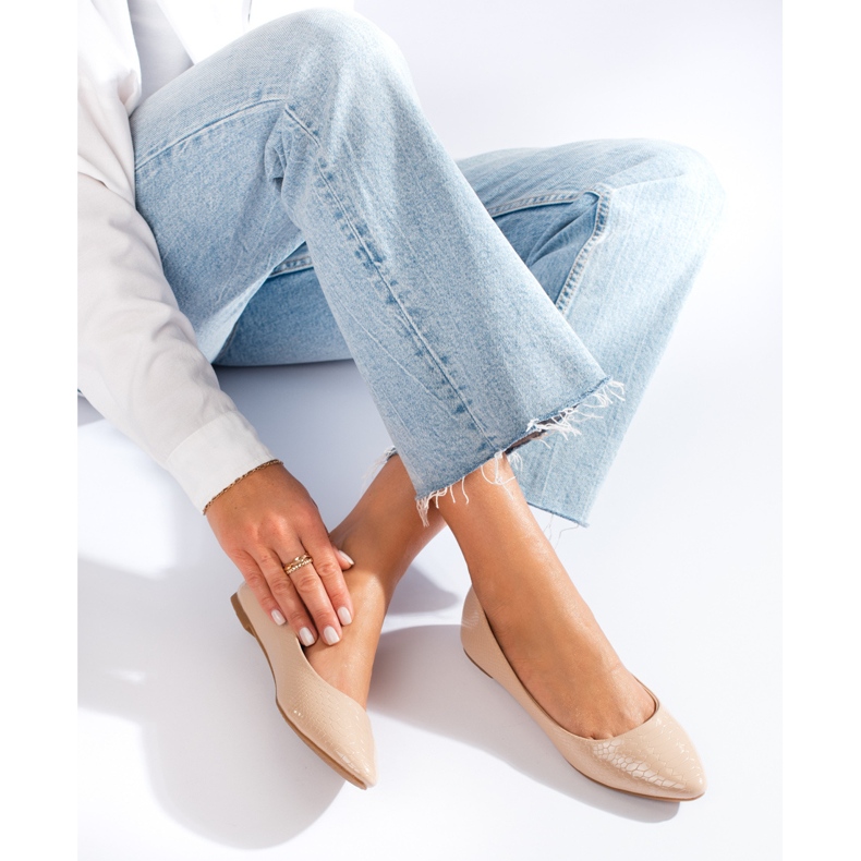 Béžové dámské balerínky značky Shelovet béžový 1