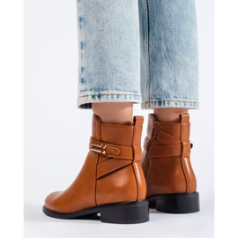 Hnědé klasické zateplené dámské kozačky Shelovet hnědý 1