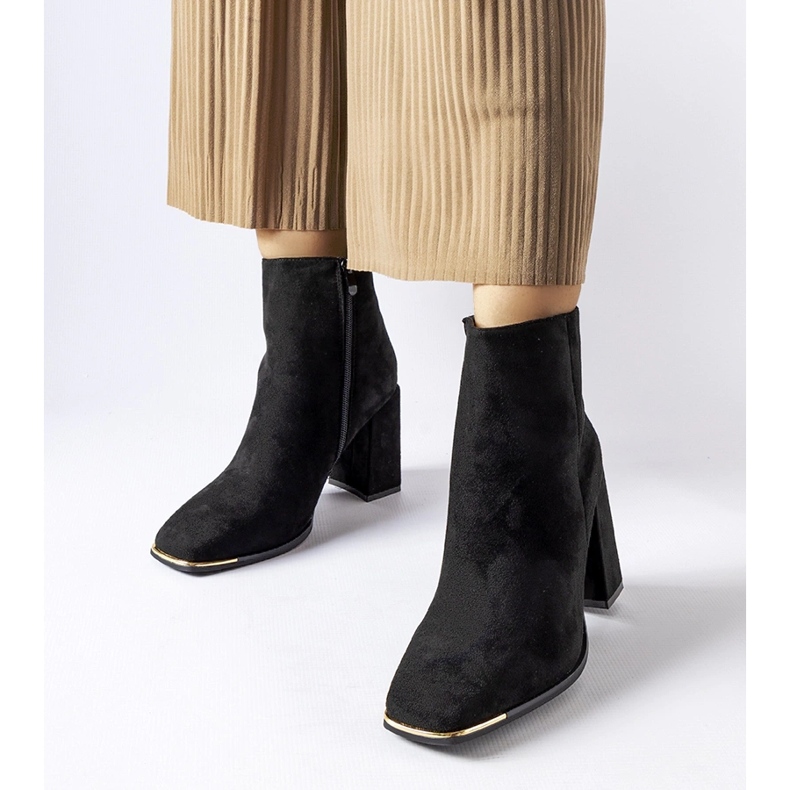 Černé kotníkové boty Cheney na vysokém podpatku černá 1