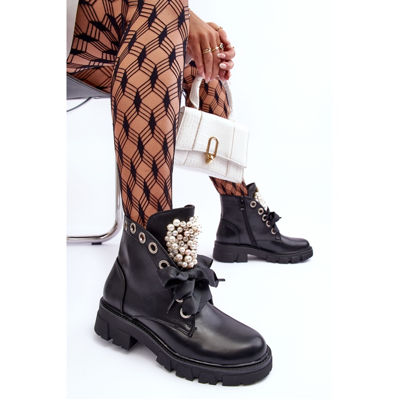 Zdobené nízké ploché boty Black Binga černá 1 Zdobené nízké ploché boty Black Binga černá 1