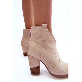 PS1 Semišové kovbojské boty na vysokém podpatku světle béžové koželuhy béžový 2 PS1 Semišové kovbojské boty na vysokém podpatku světle béžové koželuhy béžový 2