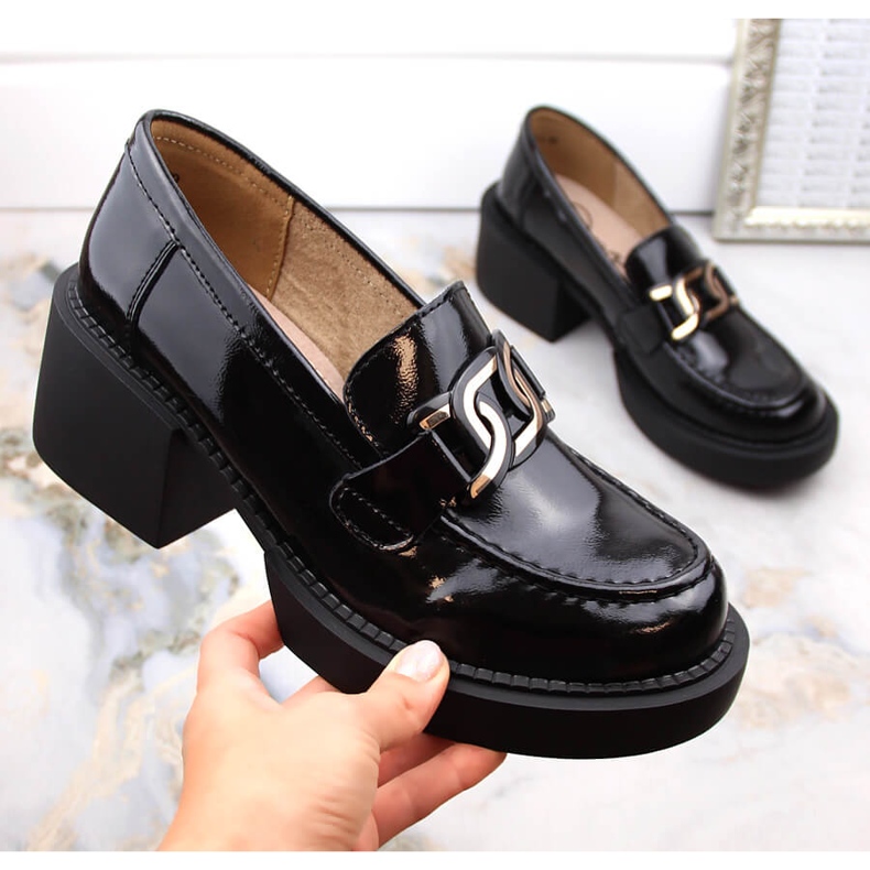 Černé lakované dámské mokasíny na vysokém podpatku Filippo DP4920 černá 1