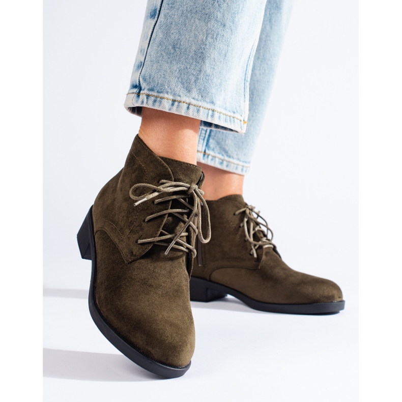 Zelené semišové šněrovací kotníkové boty Shelovet zelená 1