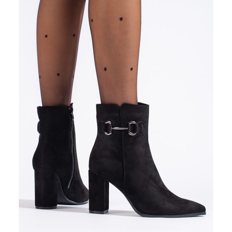 Semišové černé kotníkové boty na vysokém podpatku Shelovet černá 1