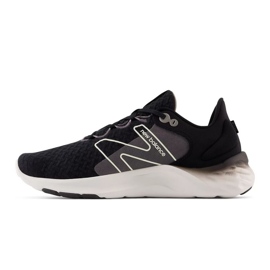 Boty New Balance M MROAVHK2 černá 1