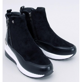 Jordans Black kotníkové boty na klínku černý 1