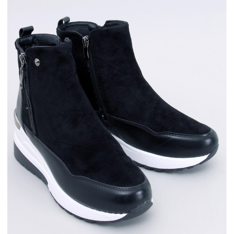 Jordans Black kotníkové boty na klínku černý 1