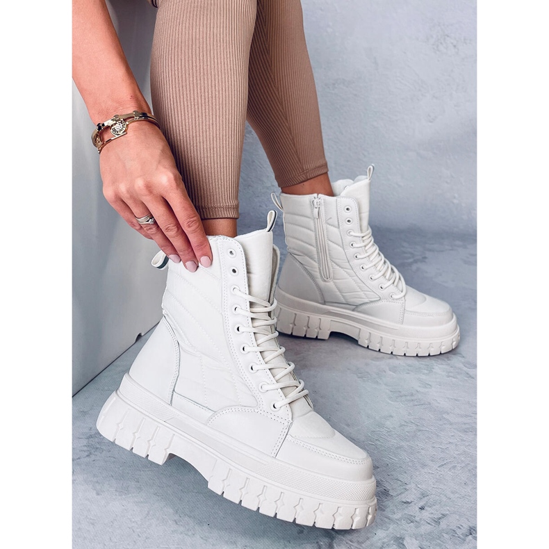 Ploché šněrovací kozačky Barkin Beis béžový 1 Ploché šněrovací kozačky Barkin Beis béžový 1