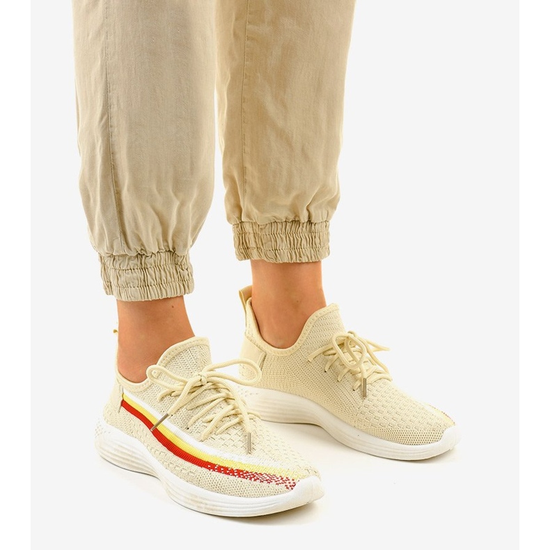 Béžová sportovní obuv HB-48 béžový 1