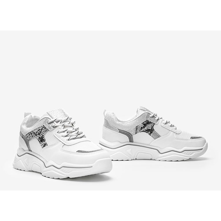 Bílé tenisky na silné podrážce se vzorem hadí kůže Anika bílý 1