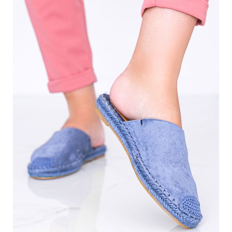 Venušiny modré krycí klapky modrý 1