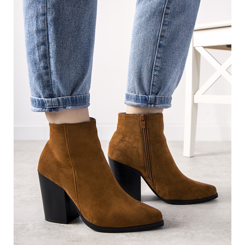 Velbloudí kovbojské boty na příspěvku Milady hnědý 1