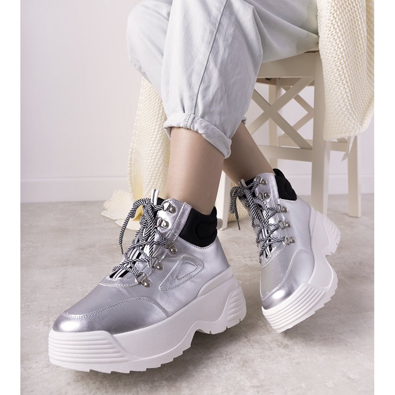 Stříbrné tenisky na vysoké podrážce Eloquence stříbrný 1