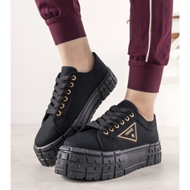 Černé tenisky na silné podrážce Giselle černá 1